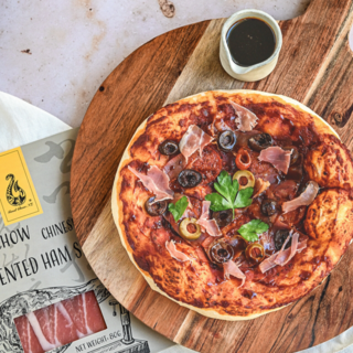 Fermented Ham Pizza